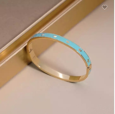 دستبند سگک عشق آبی میناکاری شده برندهای لوکس دستبند استیل ضد زنگ طلای 24 عیار